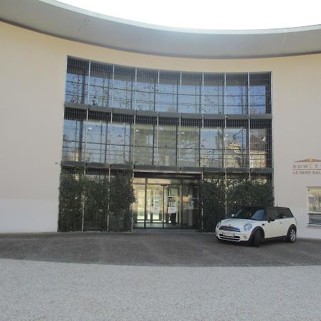 Domitys Le Parc Balsan Châteauroux Exterior foto